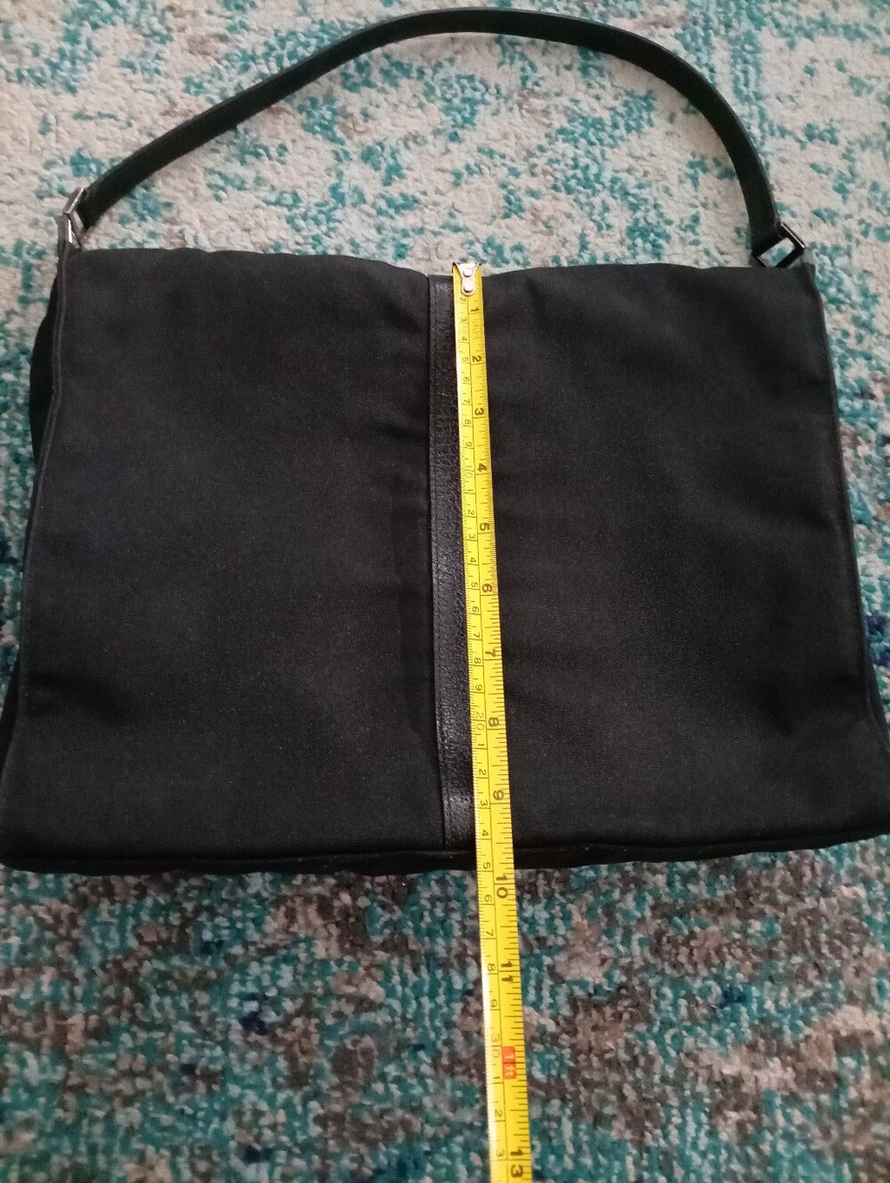 Gucci Black Canvas Jackie Shoulder Bag with Leather Trim - Picture 14 of 15